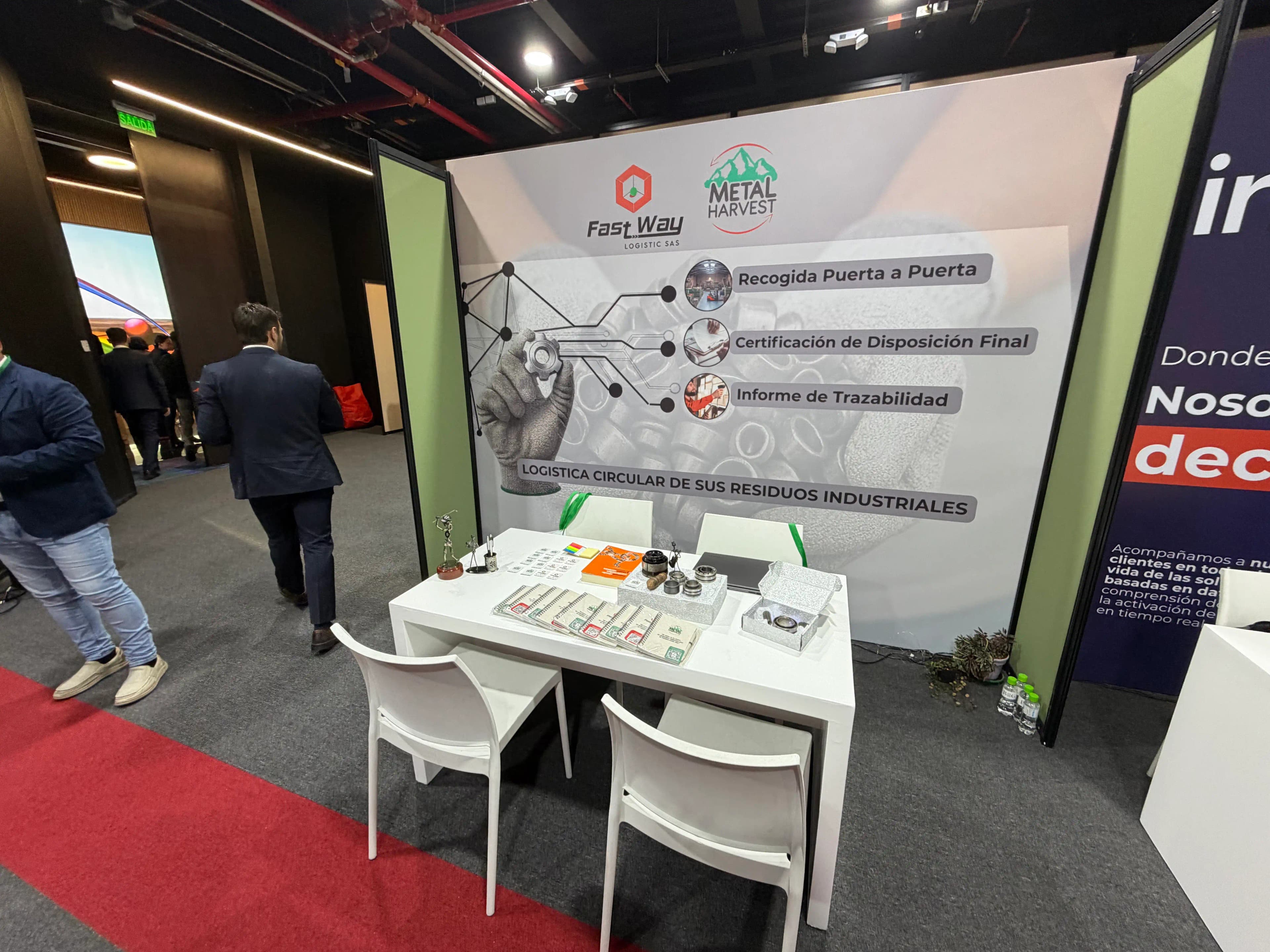 Participación en stand GreenTech en Medellín, Colombia